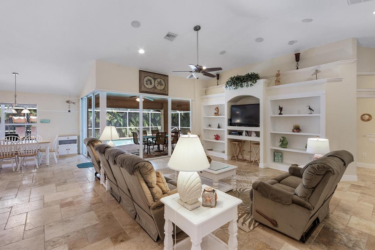 Luxury Home, Hot Tub, Heated Pool, Tiki Bar - Villa Spain Cape Coral Exterior foto